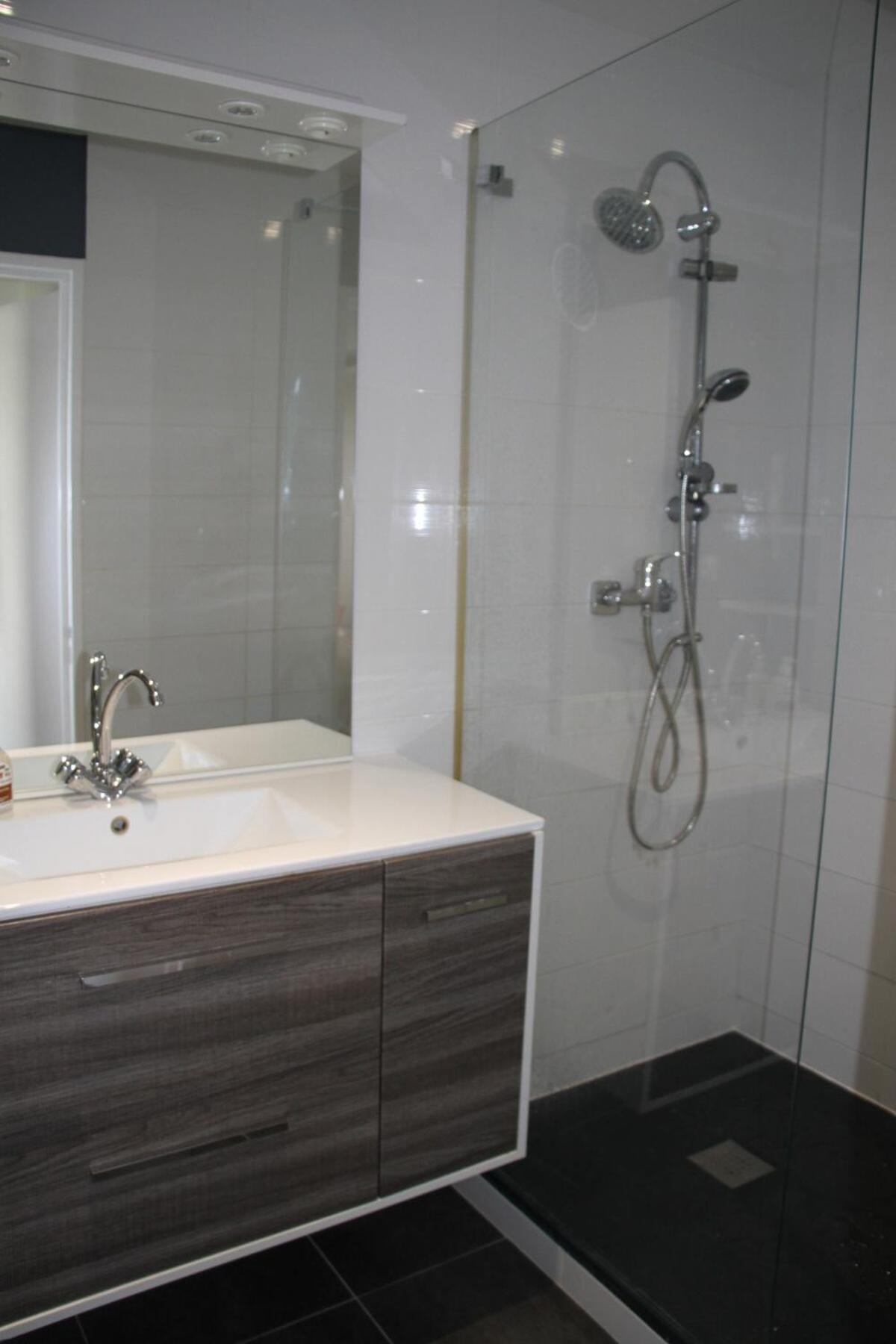 Fromentin - Parking - Calme - Proche Port Appartement